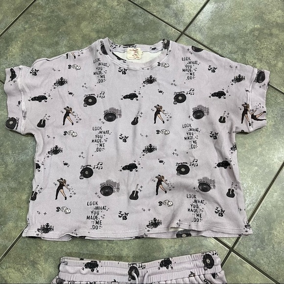 Elizabeth Faith TAYLOR SWIFT Purple Waffle Knit Lounge Pajama Set Youth 2XL EUC - Picture 4 of 10